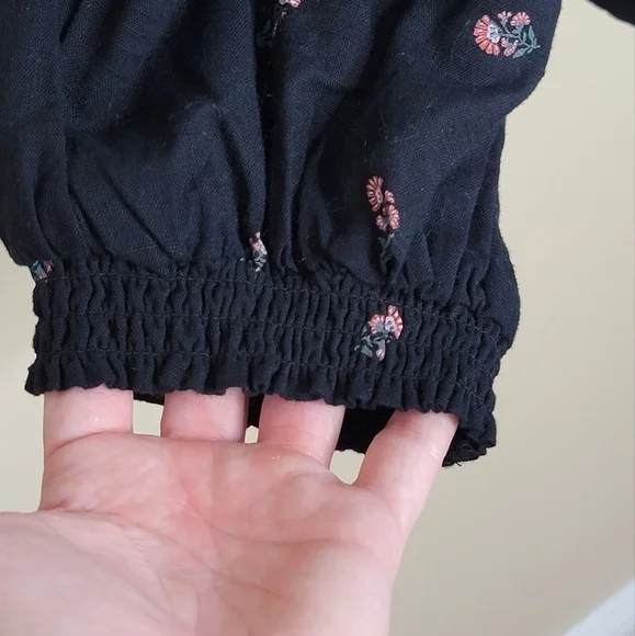 NWT Old Navy | Black Floral Embroidered Boho Long Sleeve Top Size XL Tall - Picture 3 of 5